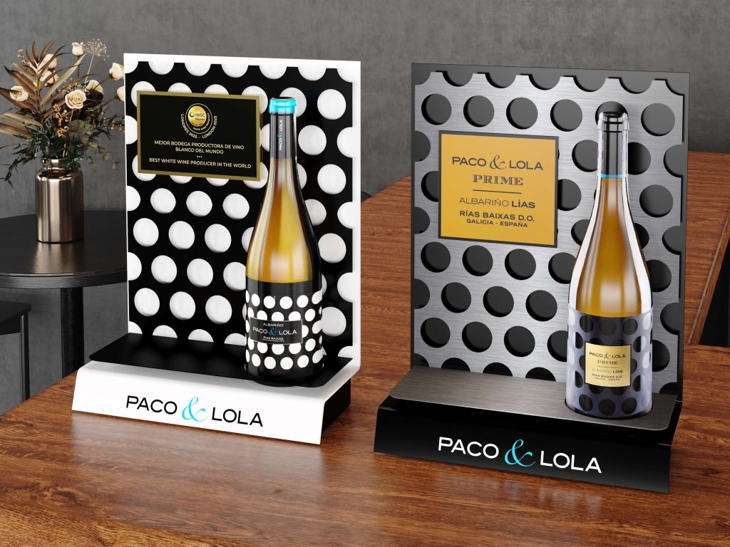 Paco y Lola Displays